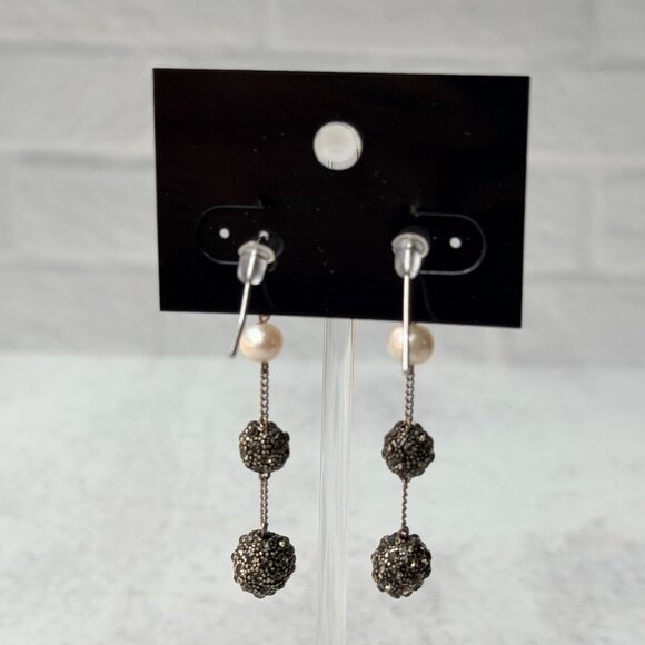 Vtg 1990s Chico’s Pearl Chain Drop Earrings Sparkle Textured Metal Ball Accents - Picture 3 of 10